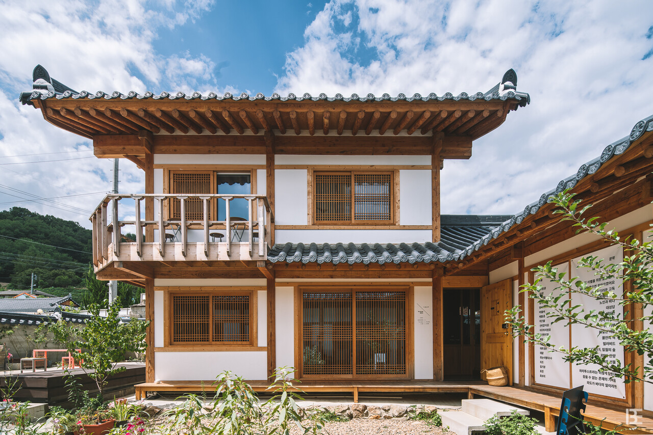 곡물집 김현정 대표, 토종 곡물로 느껴보는 삶의 새로운 감각들 < 인터뷰 < 로컬크리에이터 < 인터뷰 < 기사본문 - 비로컬ㅣ로컬 창업  생태계를 만듭니다