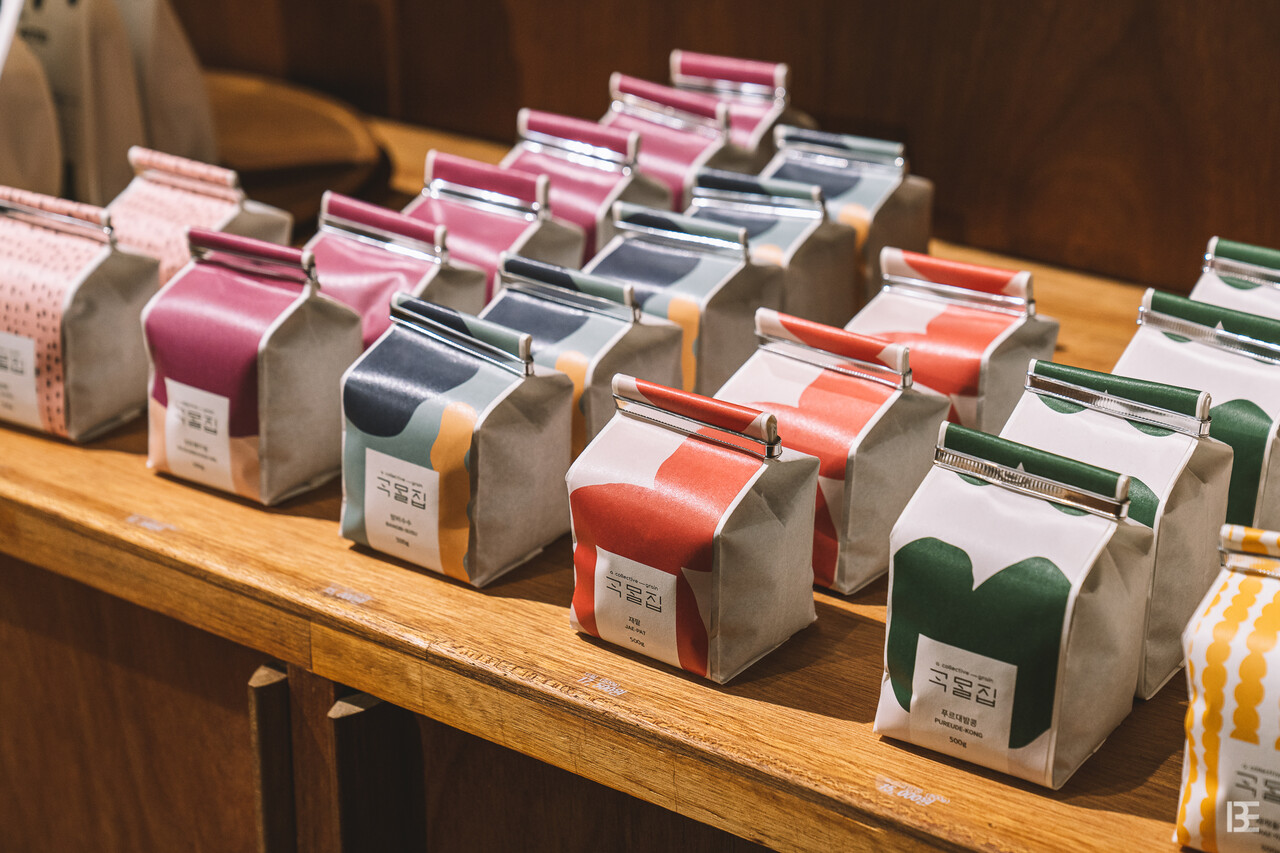 곡물집 김현정 대표, 토종 곡물로 느껴보는 삶의 새로운 감각들 < 인터뷰 < 로컬크리에이터 < 인터뷰 < 기사본문 - 비로컬ㅣ로컬 창업  생태계를 만듭니다