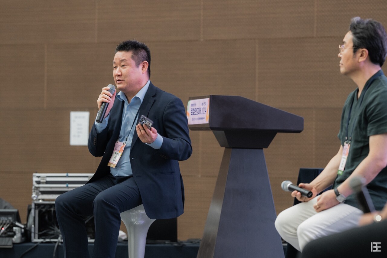 로컬브랜드페어 2024] 투자 키노트 후속 토크, 웰컴벤처스 민욱조 상무ㆍ전북창조경제혁신센터 강영재 센터장ㆍ스마트스터디벤처스 이현송  대표ㆍ어번데일벤처스 권혁태 대표 < 행사 < 로컬브랜드페어 < 행사 < 기사본문 - 비로컬ㅣ지역경제 활성화 생태계를 만듭니다